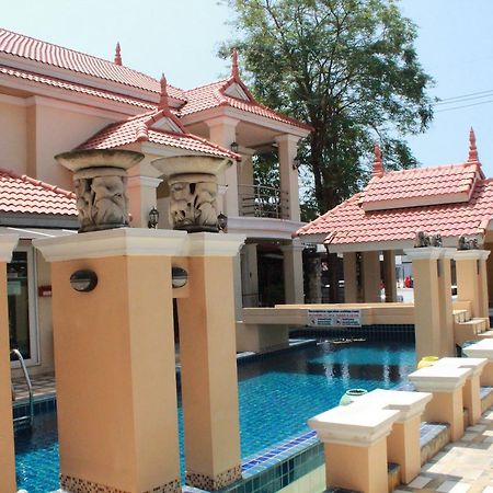 ชีวาปุรี เรสซิเดนซ์ บางแสน Hotel ชลบุรี ภายนอก รูปภาพ