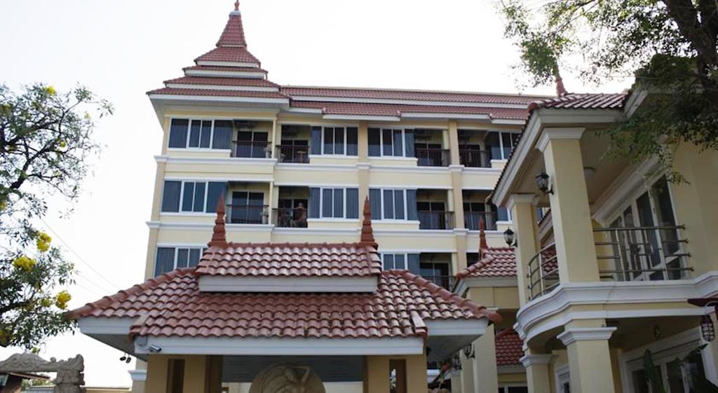 ชีวาปุรี เรสซิเดนซ์ บางแสน Hotel ชลบุรี ภายนอก รูปภาพ