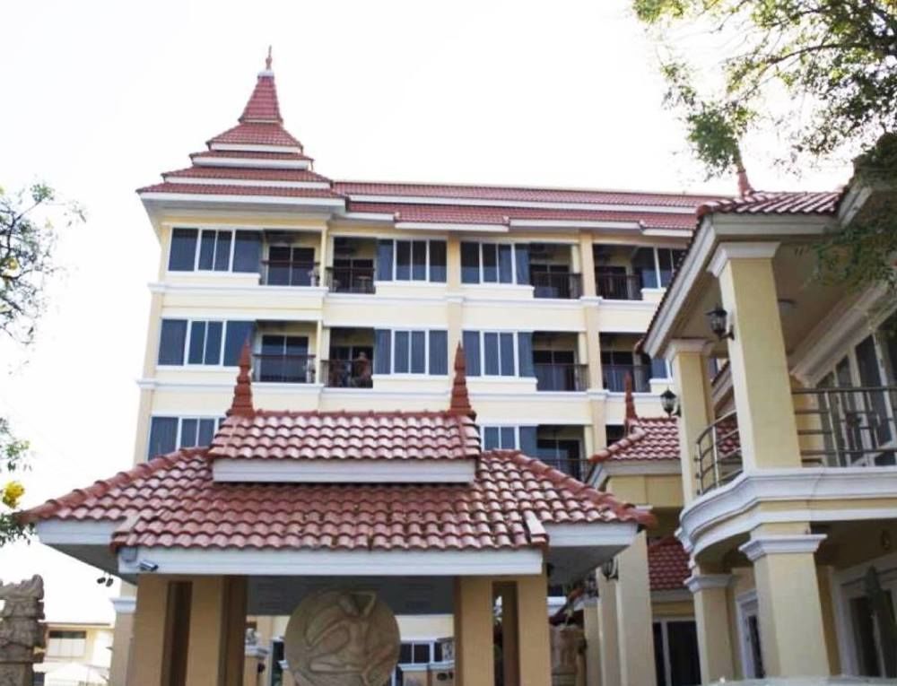 ชีวาปุรี เรสซิเดนซ์ บางแสน Hotel ชลบุรี ภายนอก รูปภาพ