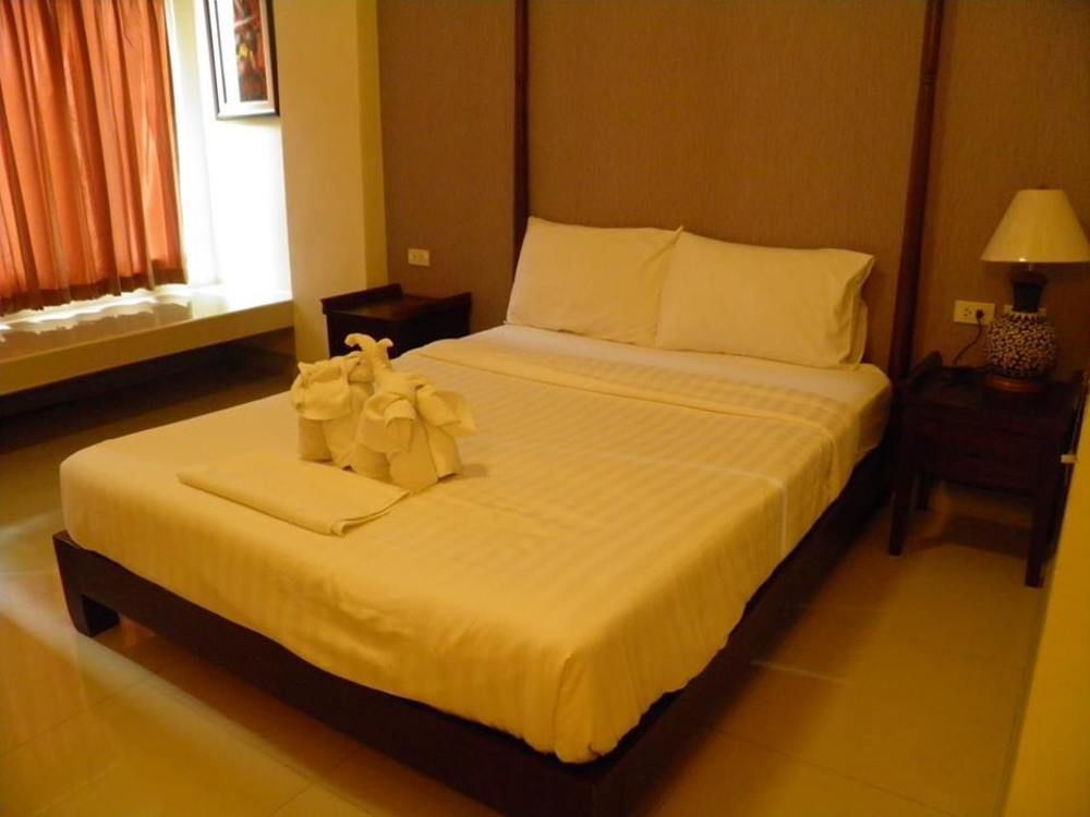 ชีวาปุรี เรสซิเดนซ์ บางแสน Hotel ชลบุรี ภายนอก รูปภาพ