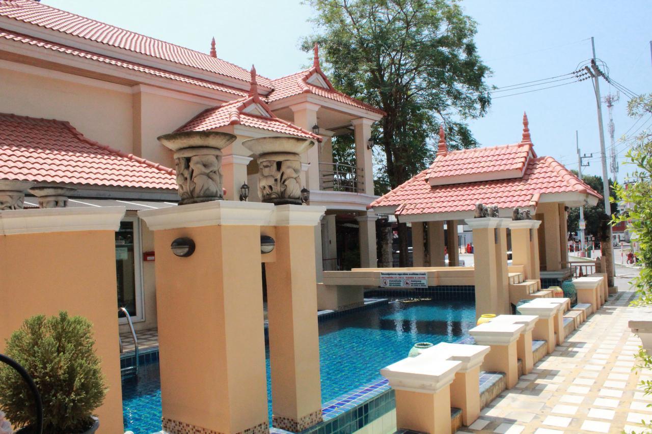 ชีวาปุรี เรสซิเดนซ์ บางแสน Hotel ชลบุรี ภายนอก รูปภาพ
