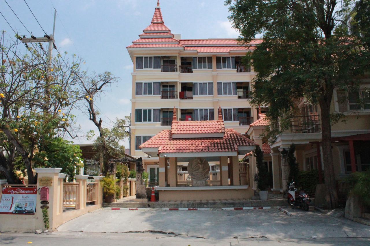 ชีวาปุรี เรสซิเดนซ์ บางแสน Hotel ชลบุรี ภายนอก รูปภาพ