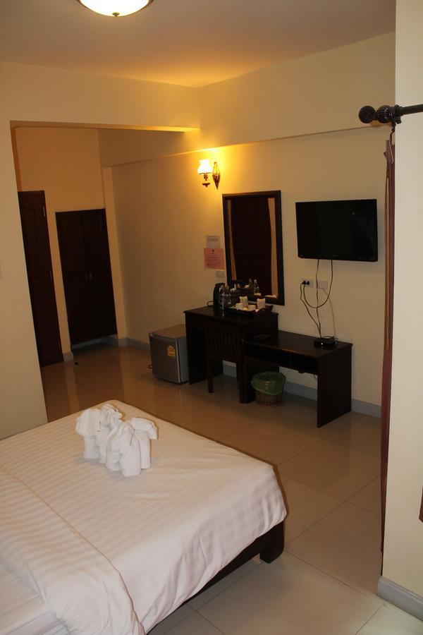 ชีวาปุรี เรสซิเดนซ์ บางแสน Hotel ชลบุรี ภายนอก รูปภาพ