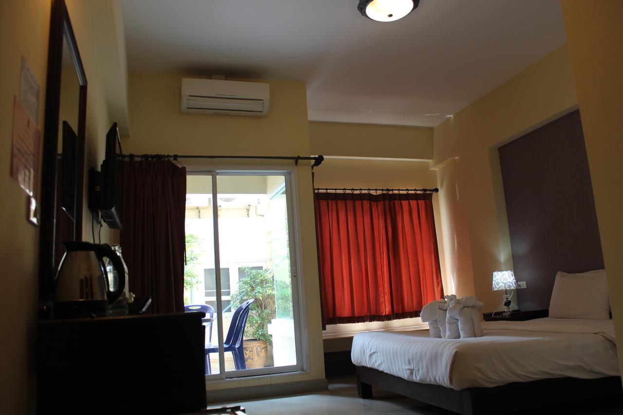 ชีวาปุรี เรสซิเดนซ์ บางแสน Hotel ชลบุรี ภายนอก รูปภาพ