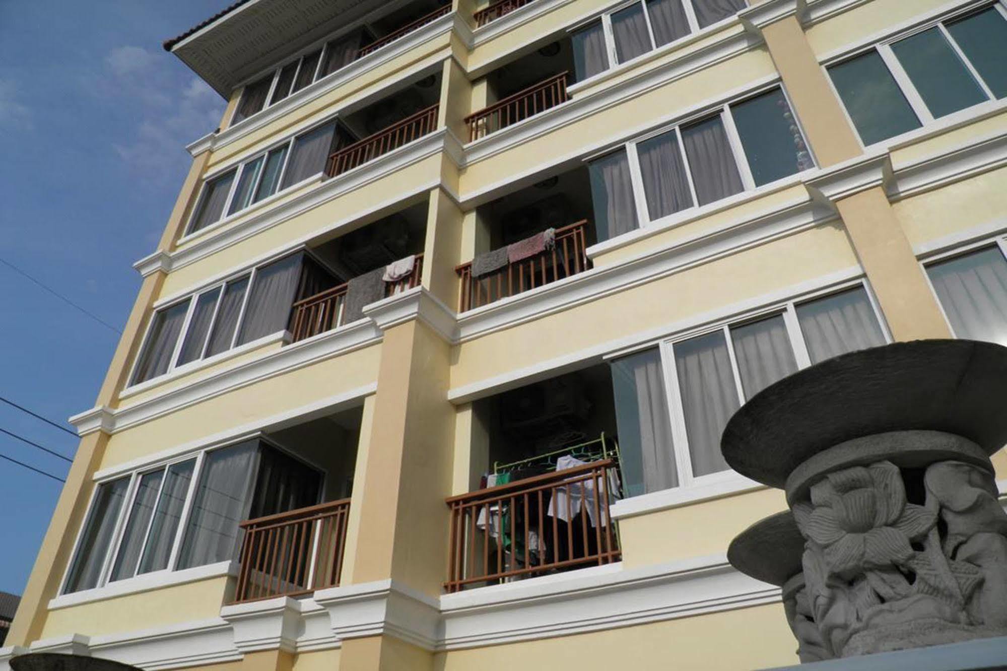 ชีวาปุรี เรสซิเดนซ์ บางแสน Hotel ชลบุรี ภายนอก รูปภาพ