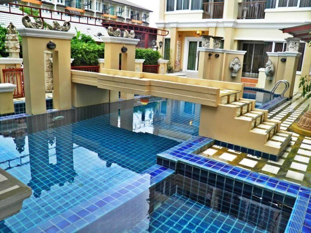 ชีวาปุรี เรสซิเดนซ์ บางแสน Hotel ชลบุรี ภายนอก รูปภาพ